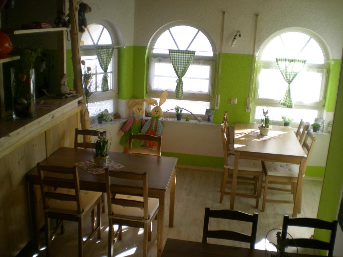ルストGaestehaus Winklerアパートメント エクステリア 写真